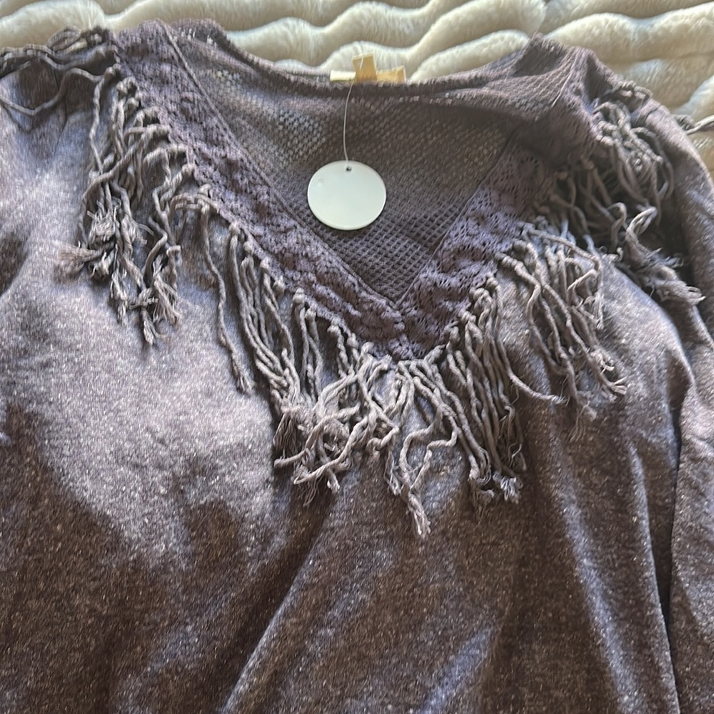 Small sweater purple fringe